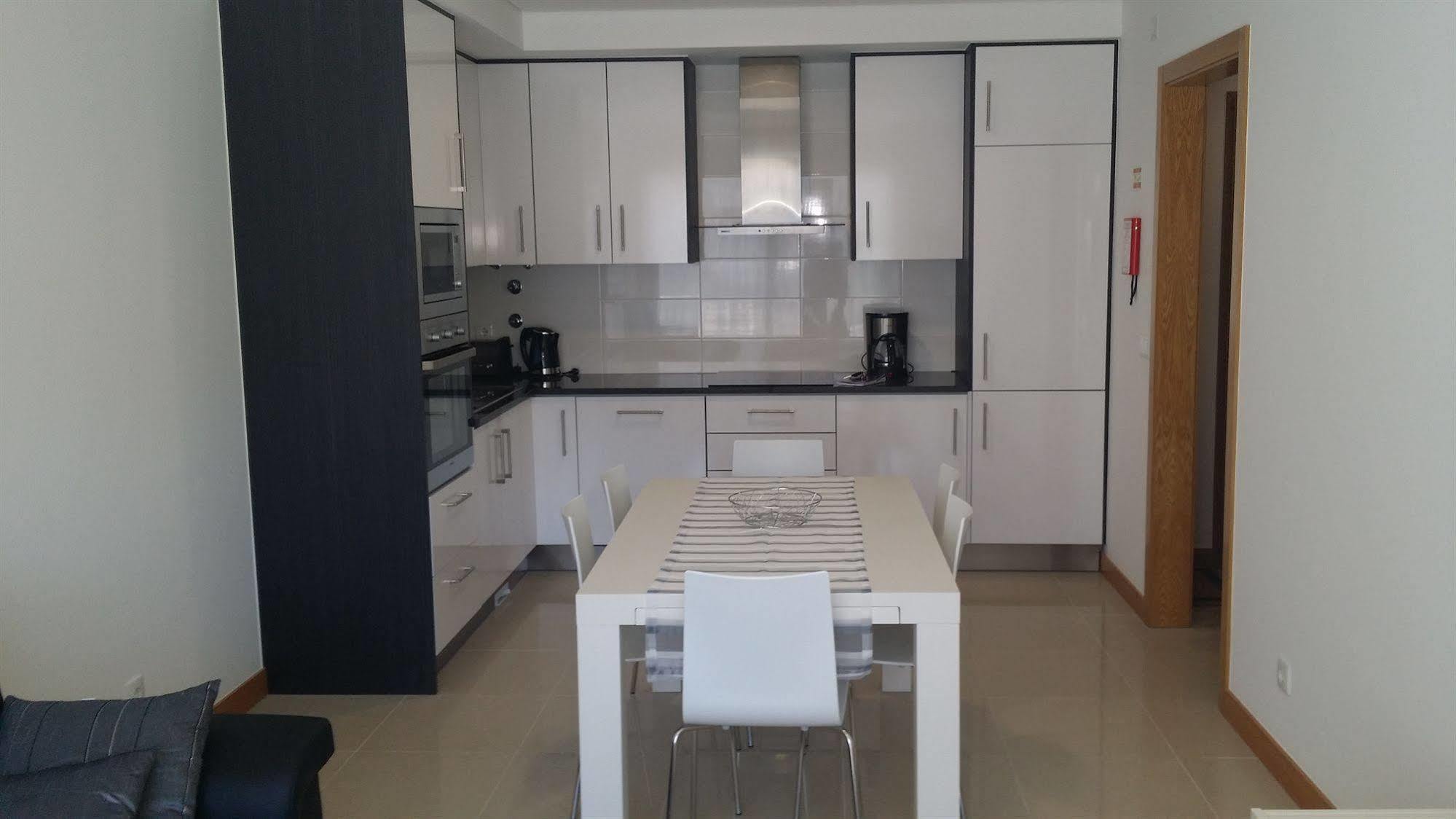 Clerigo - By Sch Apartment Sao Martinho do Porto Bagian luar foto